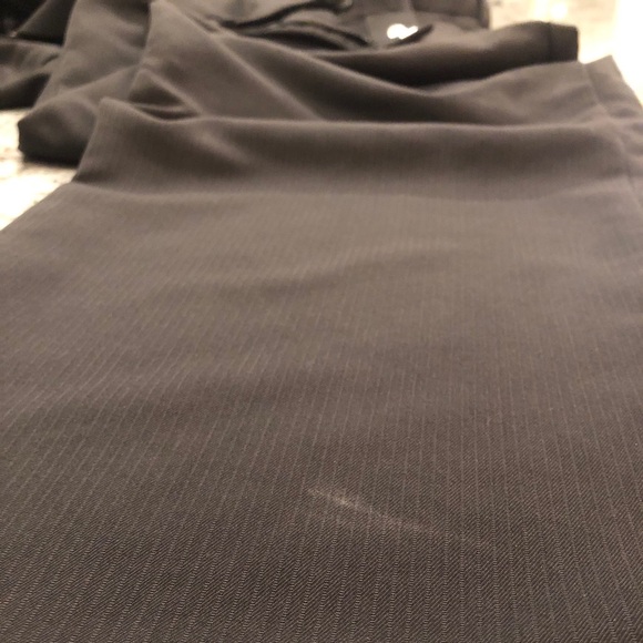 Perry Ellis Portfolio Classic Fit Dress Pants - Picture 4 of 4